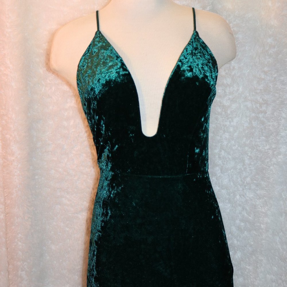 Symphony cocktail dress NWT small emerald green